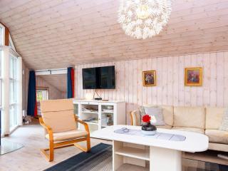 holiday home - 2