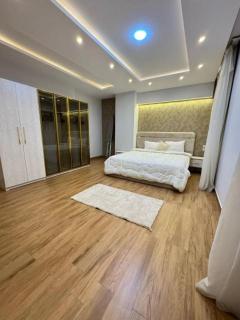 Beverly hills apartment 3BR - Sheikh Zayed - 0