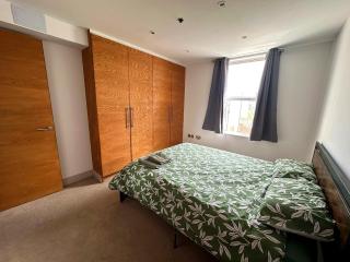 Seaside Apartment, on the doorstep of the Beach! - 2
