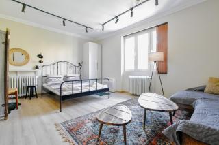 Charming Sofia Center Stay for 4 - Sofia - 6