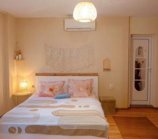 Dream Hill Nest-Boho Vintage Hideaway - Plovdiv - 0