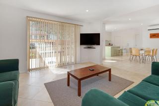 Perfect 1 Bedrm Surf Beach Unit - 3