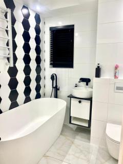 The Icons Lounge - Exclusive Penthouse in Fourways with Pool Table - 5