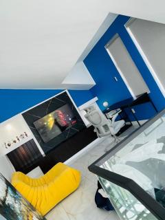 The Icons Lounge - Exclusive Penthouse in Fourways with Pool Table - 6