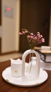 Luxury 1BR Designer Condo at Zeta Mall Islamabad Balcony, Parking & Steps from Giga Mall - Islamabad - 3