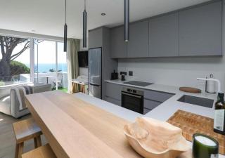 Gryphon House Camps Bay - 6