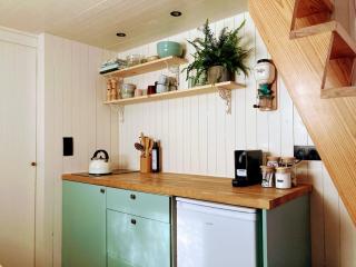 Cozy Tiny House in the forest with spacious private garden - Zuidwolde - 8