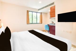 Townhouse OAK Hotel Naman Studio - 8