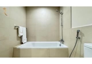 Seaside Serenity 2BR - Luxurious Stay Near Waters Edge & Saadiyat Waterfront - 3