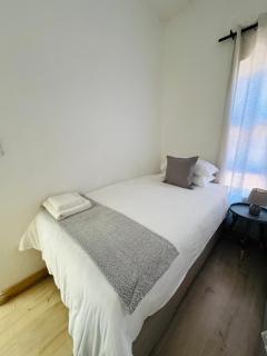3-Bedrooms Apartment in Bushmill Amorosa - Roodepoort - 3