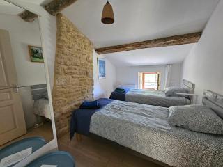 Maison Charentaise avec piscine et boulodrome - 1