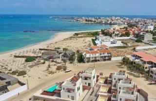 Beach Villa ,Lagoon ,Estoril - Sol y MAR - 0
