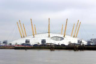 Excel Apartment O2 Arena - 1