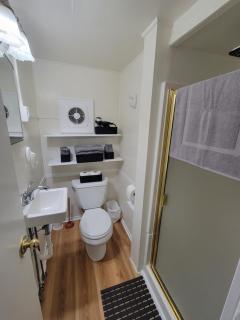 Downtown Juneau Gold Street Inn - 1