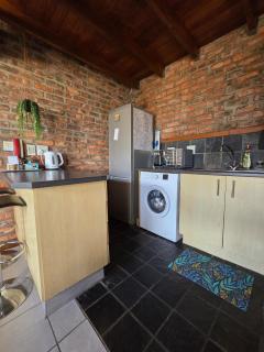 Central Walmer Loft apartment - 8