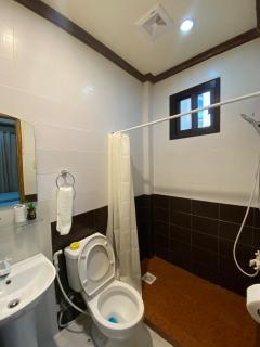 Summer House near Alona beach with 5 Bedrooms - 4