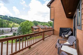 3 Bedroom Townhouse Across from HoliMont - 5