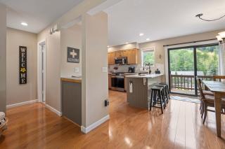 3 Bedroom Townhouse Across from HoliMont - 2