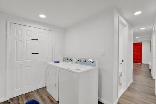 Cozy Garden 1Bed Apt, Lincoln Park - 5