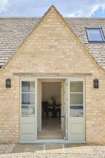 Stunning Cotswolds guest house - 7