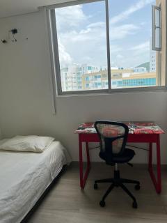 HABITACIÓN CENTRAL EN CASA FAMILIAR, A 10 minutos de la playa - 2