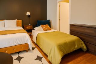Studio APT King Bed, Beltline Eastside Trail - Pets Welcome! - 3