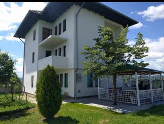 Cozy Villa - 0