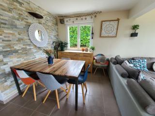 Small mountain paradise with pool and hot tub - 6
