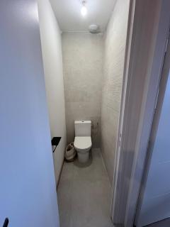 Cozy T2 chaleureux neuf appartement 15 Min proche de la mer - 2