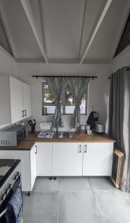 Central Cottage Walmer - 3