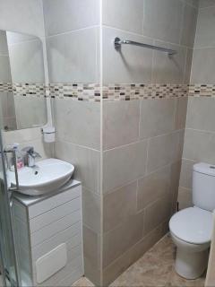 Hymarket 2bed modern apartment - Edimburgo - 4