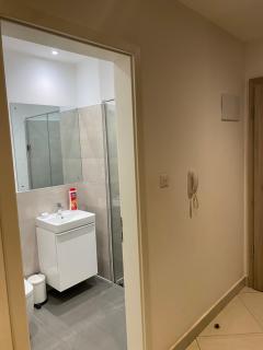 Elite Studio at Loxwood - Accra - 7