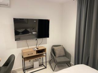 Elite Studio at Loxwood - Accra - 6