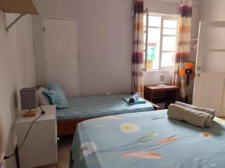 Mendes Family Guesthouse, and Services - 7