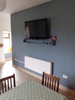 Lakeside Cottage - Longford - 2
