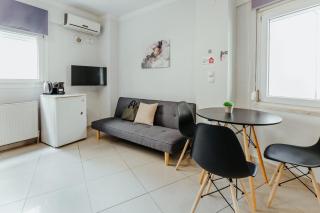 Urban Chic Apartment Downtown - 9