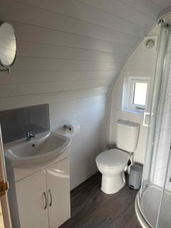 The Highland Hideaway - North Coast Luxury Pod - 5