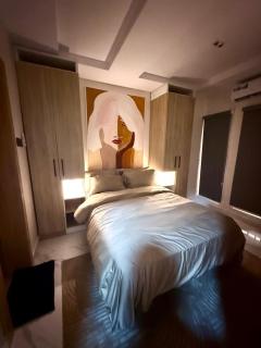 Stylish One Bedroom - 7