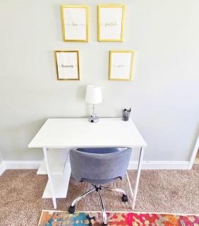 Tv in all Rooms - King Suite - Workspace - Near RAFB - 4