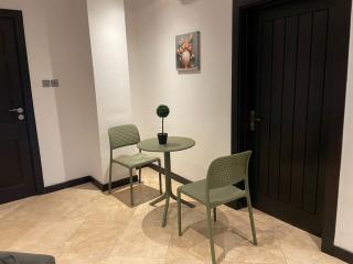 Prime Two Bedroom close to Alisa Hotel - 6