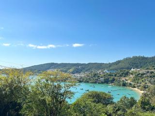 Casa com vista para o mar em Governador Celso Ramos - 9