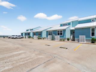 Bayfront Kontiki 107 - 4