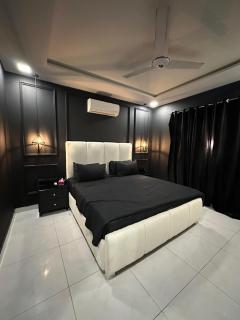 Luxury Retreats by Obsidian Homes - Lahore - 4