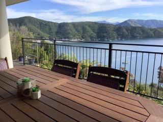 Allports Sea view Apartment with Spa pool - 9