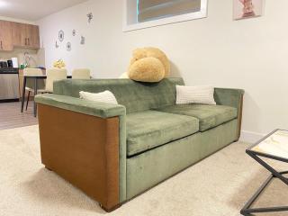 Modern Cozy Entire Guest Suite in Central Edmonton - Edmonton - 6