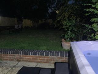 Romantic Country Cottage with Private Hot Tub - 4