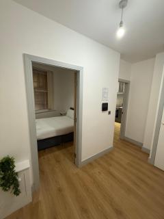 City Centre 1 Bedroom Flat, Sleeps 4 - 1
