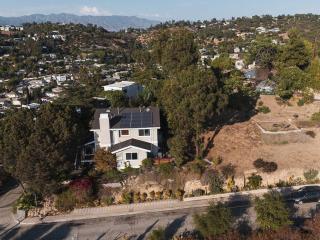 Mid-Century Modern Hillside Escape With Dome and Views - 4
