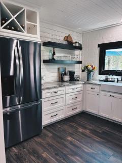 Hidden Meadow - rustic hideaway - 6