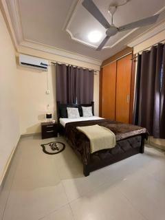Eden Court Luxe - 4